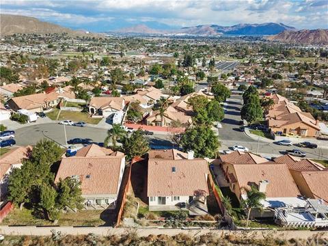 4307 Estrada Dr, Riverside, CA 92509 photo 21