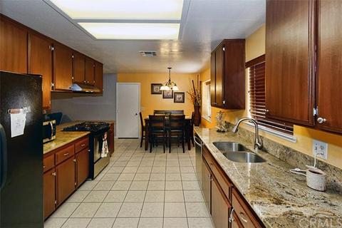 11360 Locust Ave, Hesperia, CA 92345 photo 4