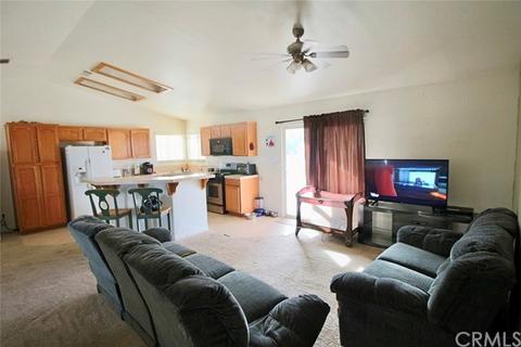 9038 Malpaso, Phelan, CA 92371 photo 9