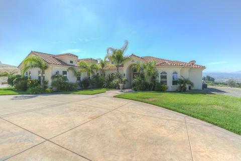 38115 Dorothy Ct, Temecula, CA 92592 photo 2