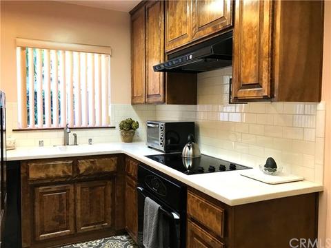 357 W Bonnie Brae Ct, Ontario, CA 91762 photo 2