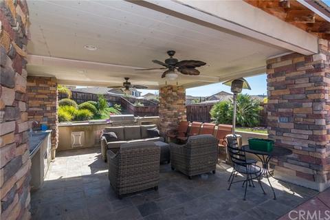 32727 Dorset Ct, Temecula, CA 92592 photo 2