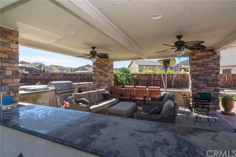 32727 Dorset Ct, Temecula, CA 92592 photo 3