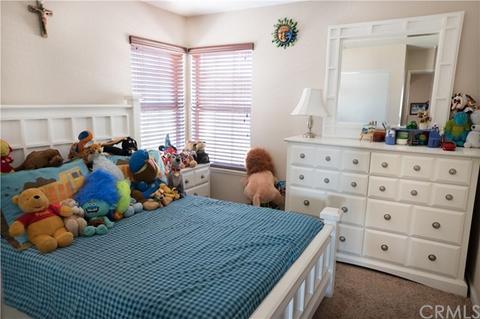 701 E Jackson St, Rialto, CA 92376 photo 25