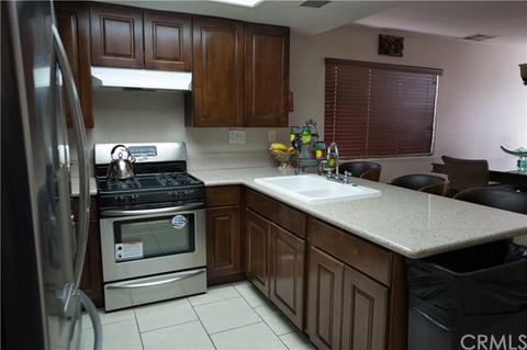 701 E Jackson St, Rialto, CA 92376 photo 12