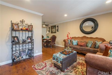 821 E 9th St, Long Beach, CA 90813 photo 2