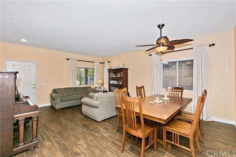 7135 Magnolia Pl, Fontana, CA 92336 photo 4