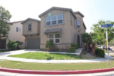 549 W Mesa Ave, Rialto, CA 92376 photo 3