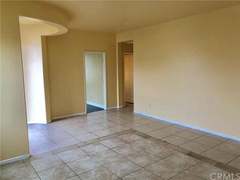 549 W Mesa Ave, Rialto, CA 92376 photo 7