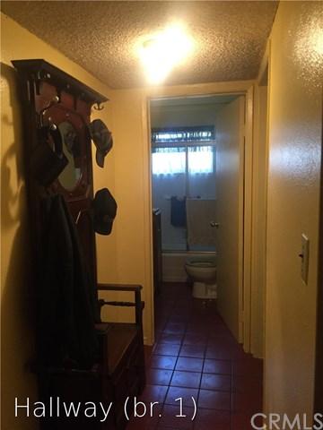 109 W Glencoe St, Compton, CA 90220 photo 2