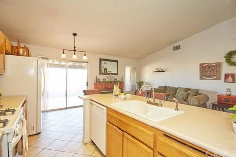 11238 Villa St, Adelanto, CA 92301 photo 16