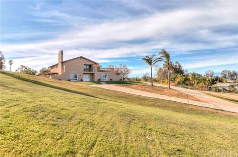 18495 Mockingbird Canyon Rd, Riverside, CA 92504 photo 5