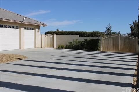 7071 Coriander, Oak Hills, CA 92344 photo 5