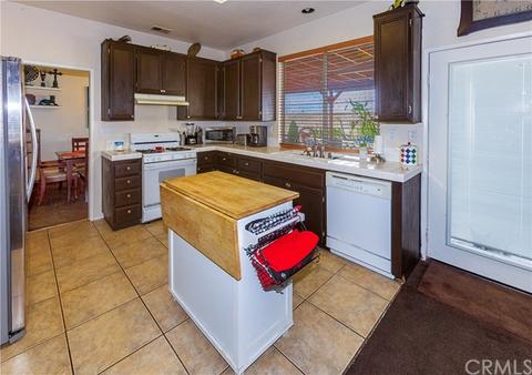 6564 Bristol Ave, Fontana, CA 92336 photo 8