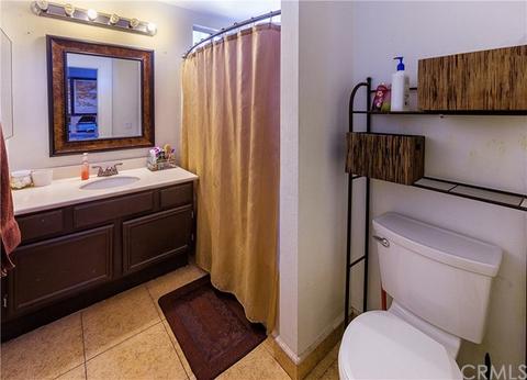 6564 Bristol Ave, Fontana, CA 92336 photo 17
