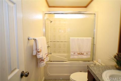 18232 8th St, Bloomington, CA 92316 photo 25