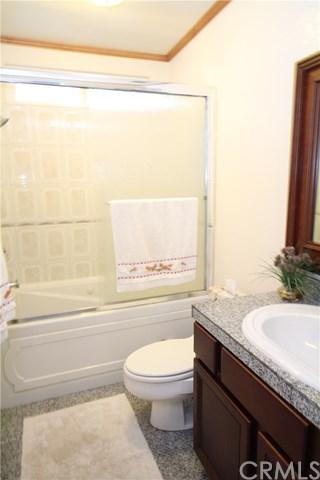 18232 8th St, Bloomington, CA 92316 photo 24