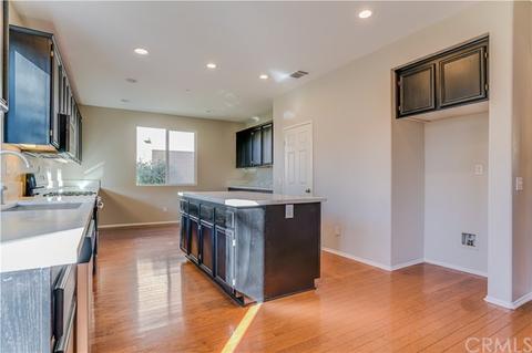 7356 Rosebay Pl, Fontana, CA 92336 photo 10
