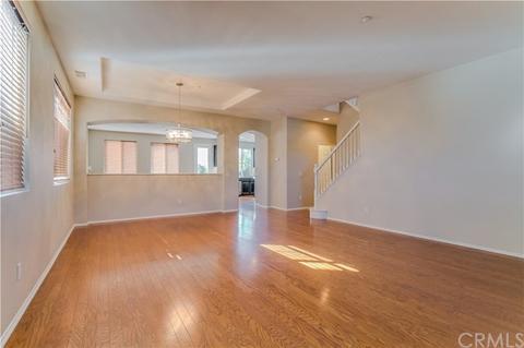 7356 Rosebay Pl, Fontana, CA 92336 photo 3