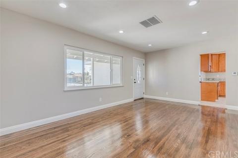 214 E Carter St, Rialto, CA 92376 photo 9