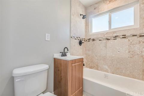 214 E Carter St, Rialto, CA 92376 photo 24