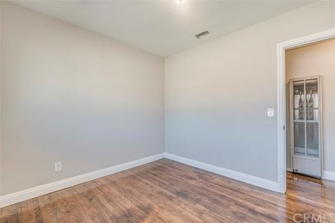 214 E Carter St, Rialto, CA 92376 photo 21