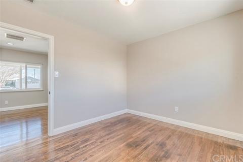 214 E Carter St, Rialto, CA 92376 photo 31