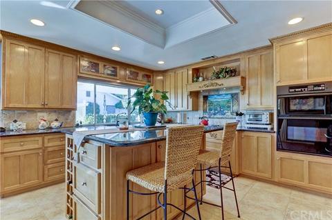 2459 Mesa Ter, Upland, CA 91784 photo 12