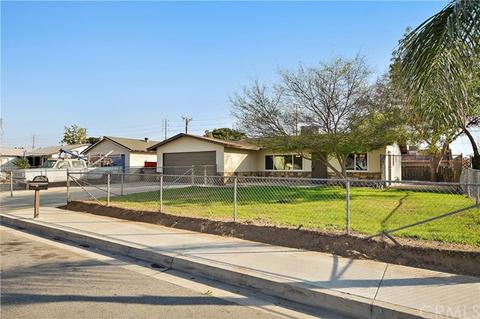 26551 Union St, Highland, CA 92346 photo 3