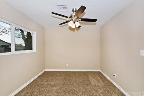 26551 Union St, Highland, CA 92346 photo 16
