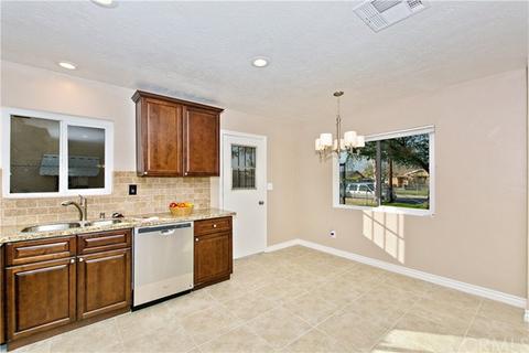 26551 Union St, Highland, CA 92346 photo 9