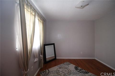 17423 Hibiscus St, Fontana, CA 92335 photo 43
