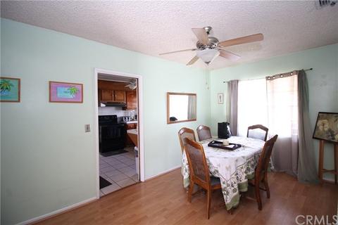 17423 Hibiscus St, Fontana, CA 92335 photo 14