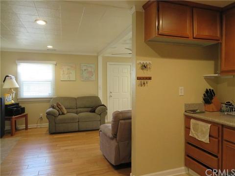 887 5th Ave, Upland, CA 91786 photo 9