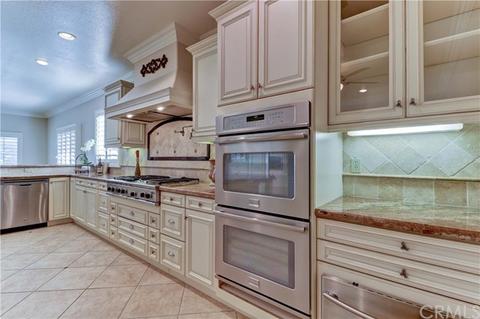 2433 Sierra Dr, Upland, CA 91784 photo 13