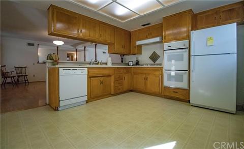 590 W Aster St, Upland, CA 91786 photo 9