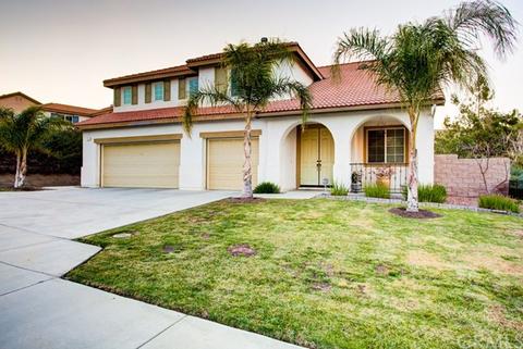 164 Alabaster, Perris, CA 92570 photo 3