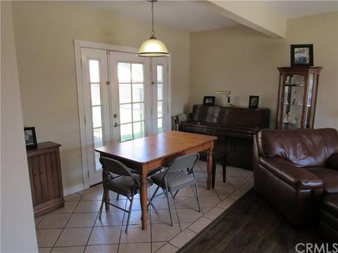 5552 Hawthorne St, Montclair, CA 91763 photo 9
