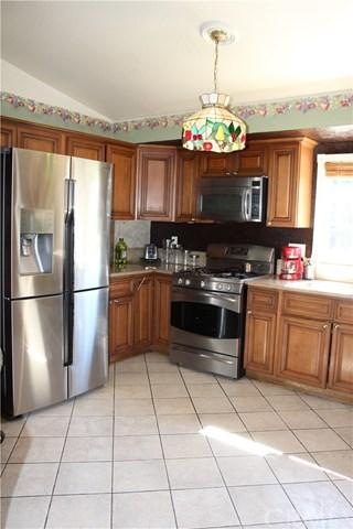 929 W Alru St, Rialto, CA 92376 photo 14