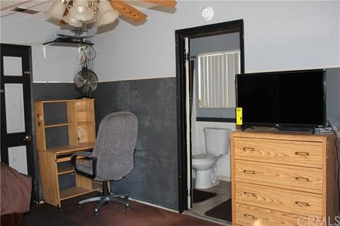 929 W Alru St, Rialto, CA 92376 photo 33
