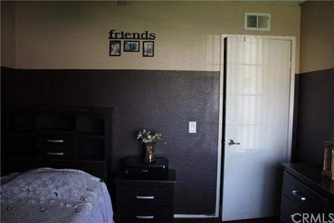 929 W Alru St, Rialto, CA 92376 photo 22