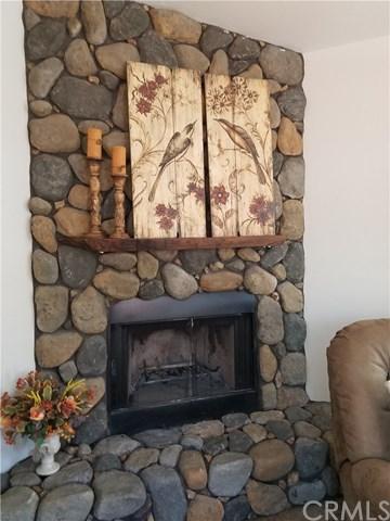 833 Spruce, Sugarloaf, CA 92386 photo 4