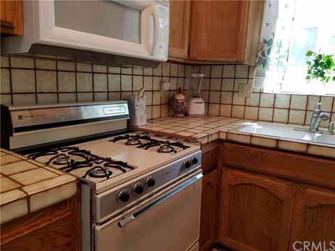 833 Spruce, Sugarloaf, CA 92386 photo 12