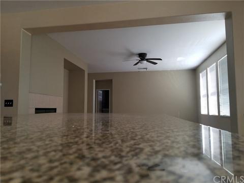 13235 Mammoth St, Hesperia, CA 92344 photo 24
