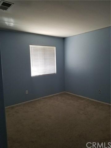 13235 Mammoth St, Hesperia, CA 92344 photo 6