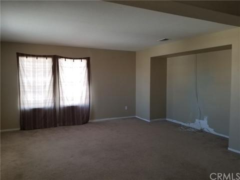 13235 Mammoth St, Hesperia, CA 92344 photo 17