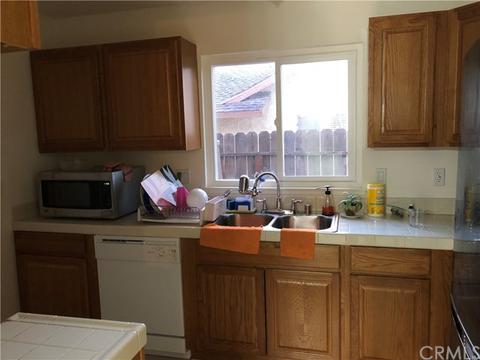 380 E Fromer St, Rialto, CA 92376 photo 5