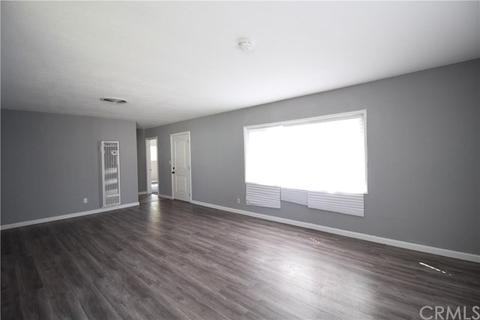 7529 Victoria Ave, Highland, CA 92346 photo 11