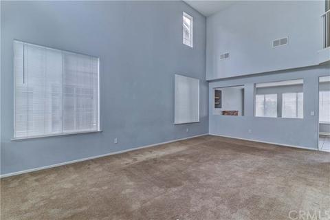 15056 Fox Ridge Dr, Fontana, CA 92336 photo 4