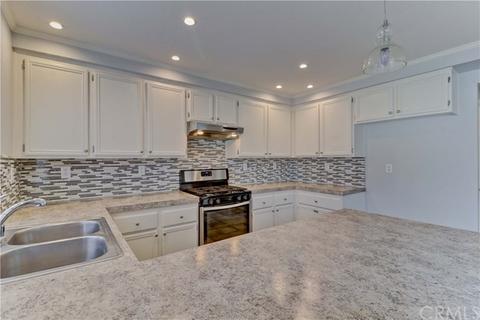 15056 Fox Ridge Dr, Fontana, CA 92336 photo 13